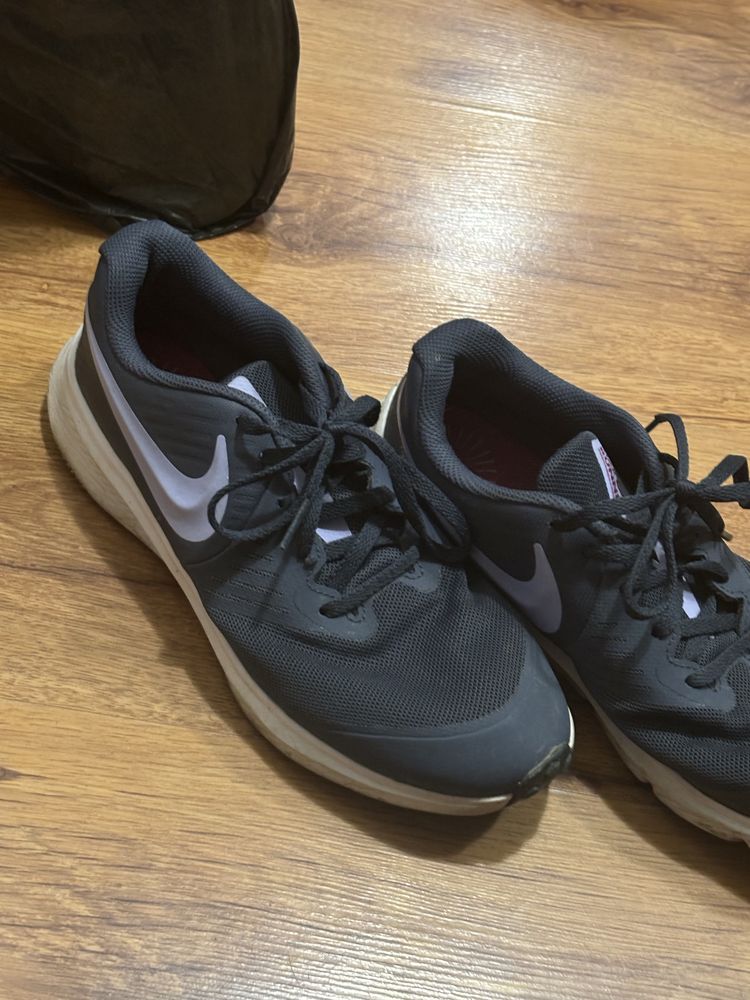 Nike running-дамски маратонки 39 номер