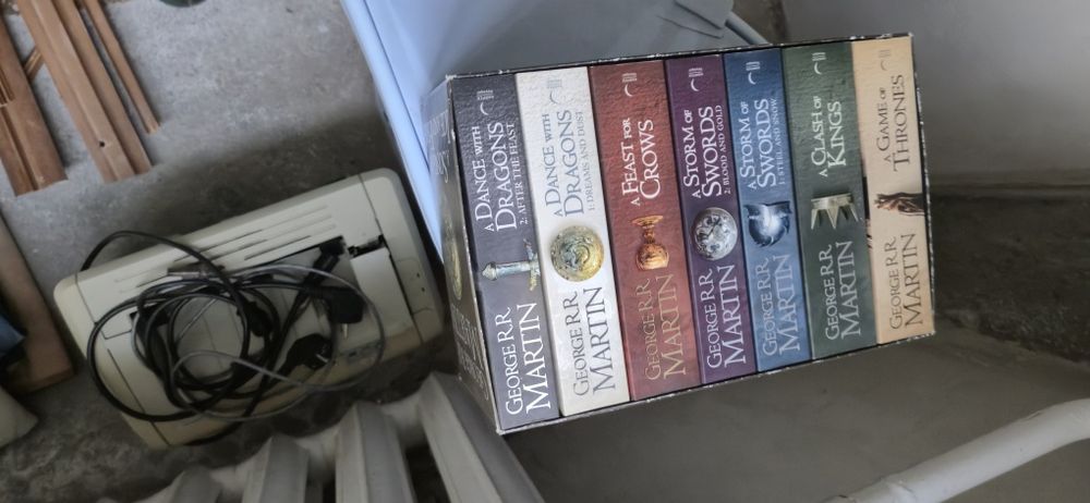 Книги игра престолов на английском языке 6 частей