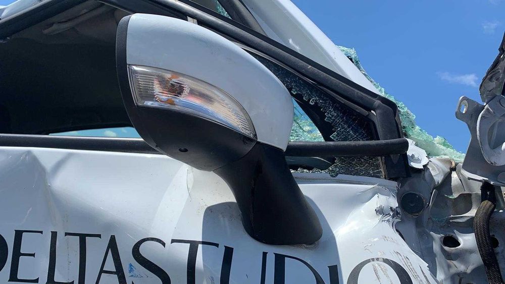 Dezmembrari oglinda dreapta capac alb Renault Clio 4 an 2015