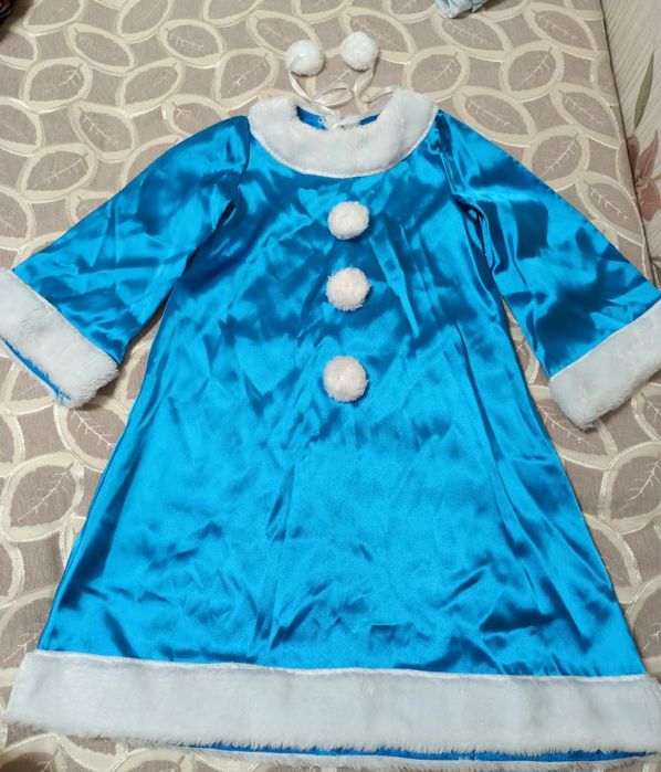 Новогодний костюм «Снегурочки»