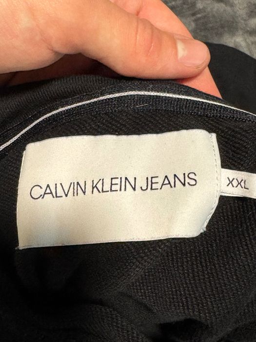 Суичер на Calvin Klein