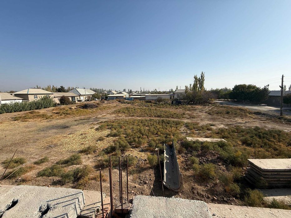 Ер  майдони Срочни Сотилади