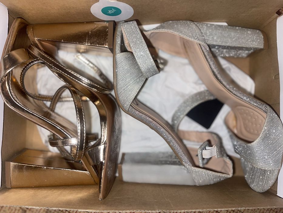 Дамски сандали на ток с чанта