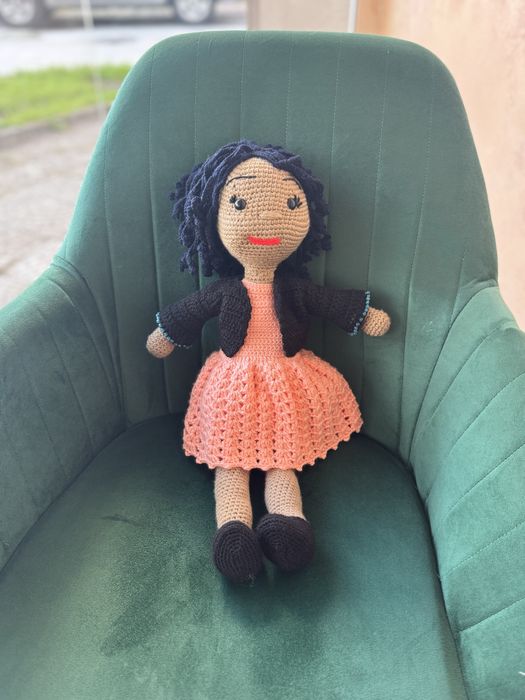 Детска плетена играчка кукла