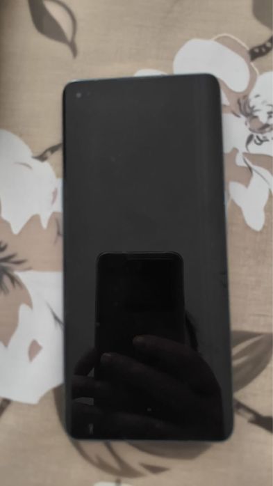 Oppo Reno 4 pro 512gb в хорошем состоянии