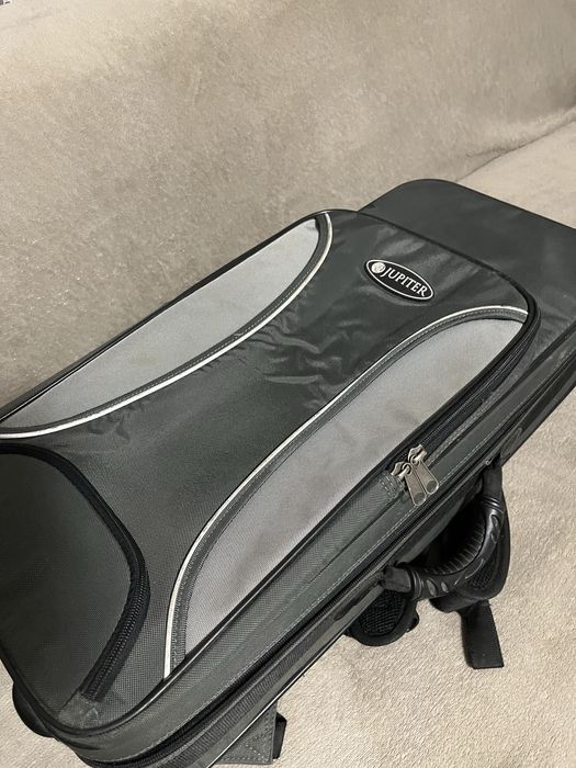 Vand saxofon alto Jupiter Yas 567