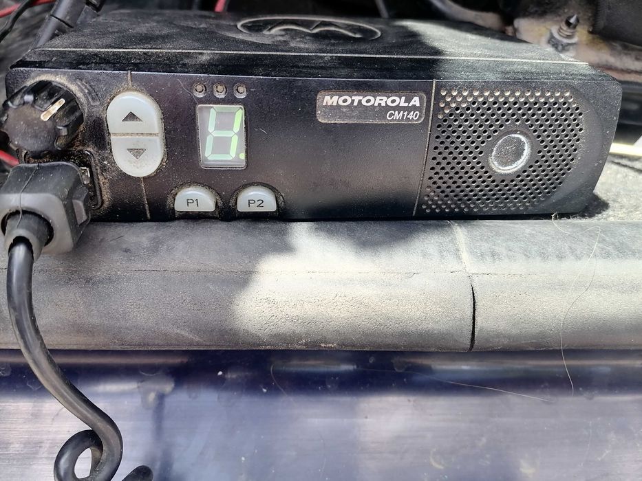 Statie taxi Motorola CM 140 cu antenă nouă