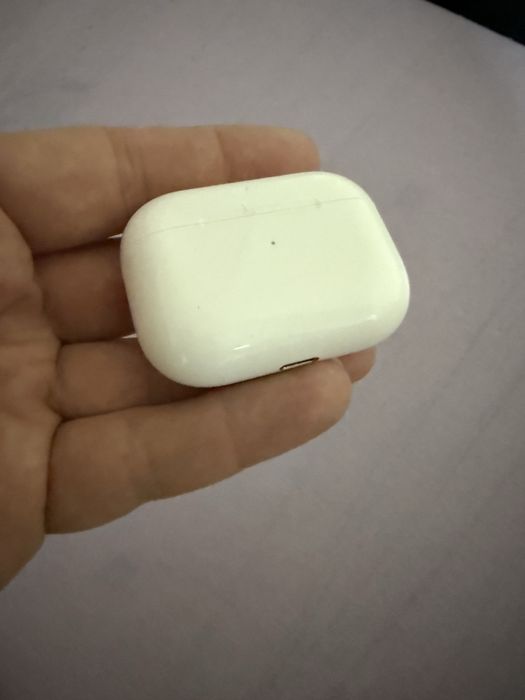 AirPods pro 1st generation
