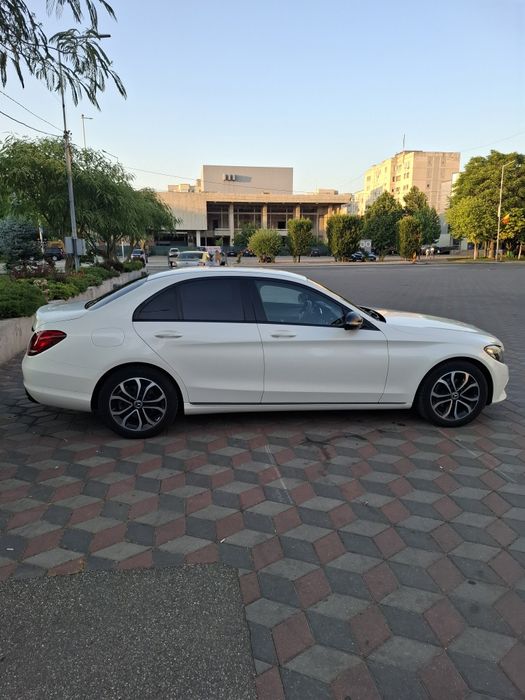 Mercedes C-Class Schimb