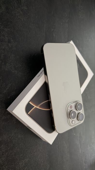 iPhone 16 pro 256GB