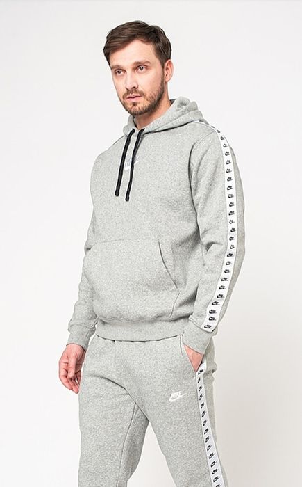 Оригинален суитчър Nike Essential Club Fleece L размер