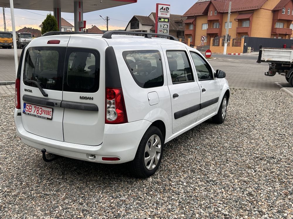 Dacia logan mcv  eur 5-7locuri - RAR EFECTUAT ( Carte de Romania )