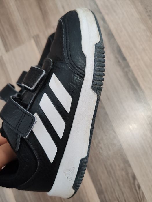 Adidași mărime 27