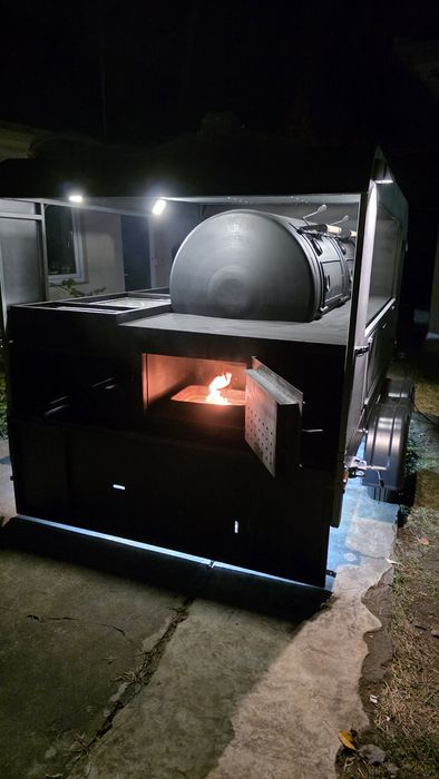 Grill, BBQ, street food, gratar, food truck, remorca