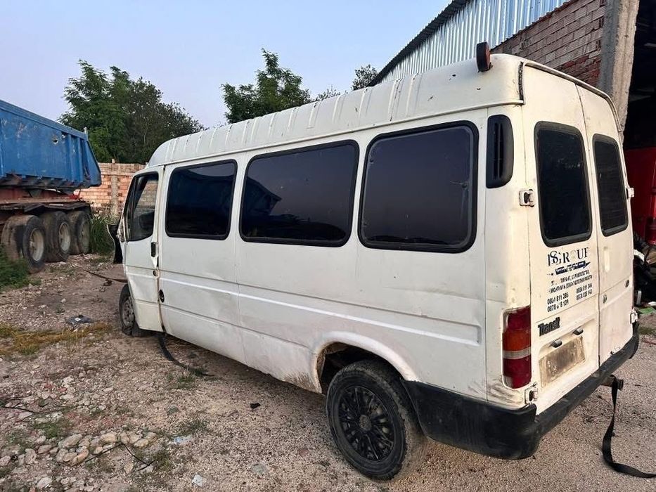 Ford Transit 2.5TD на части пътнически