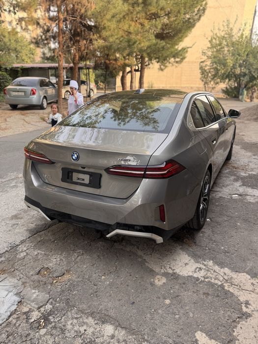 Срочно! BMW i5 35L (Топ тоза краскаси 100%)