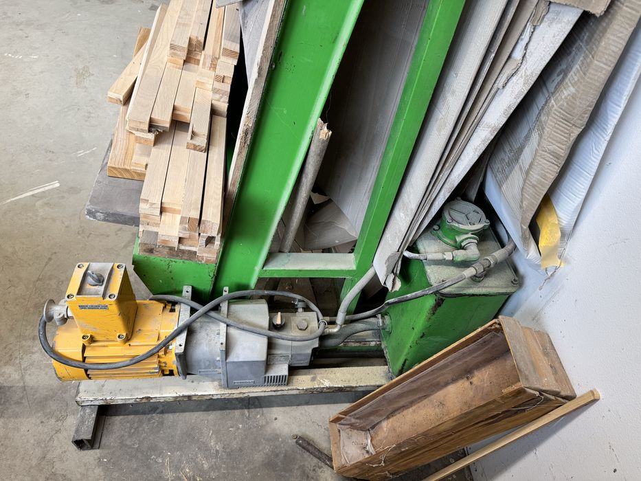 Vand masina de slefuit+presa hidraulica functionale