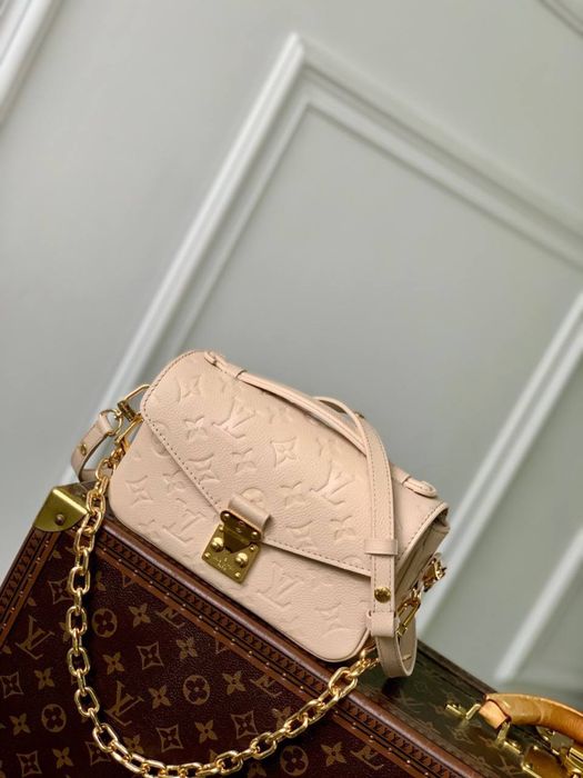 Geanta Louis Vuitton Pochette Metis