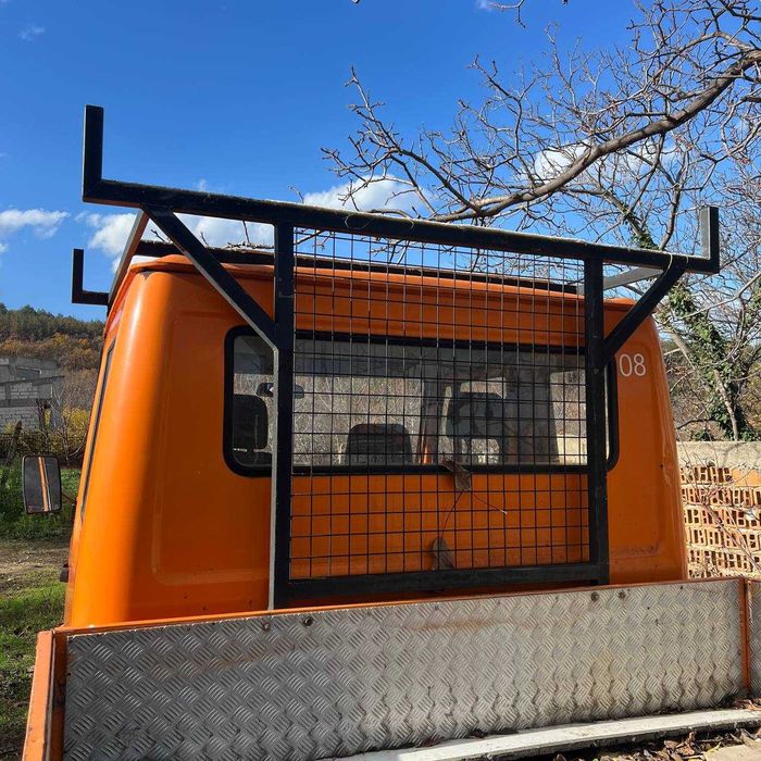 Mercedes-Benz 208 208D
Бордов Бус Mercedes-Benz 208D