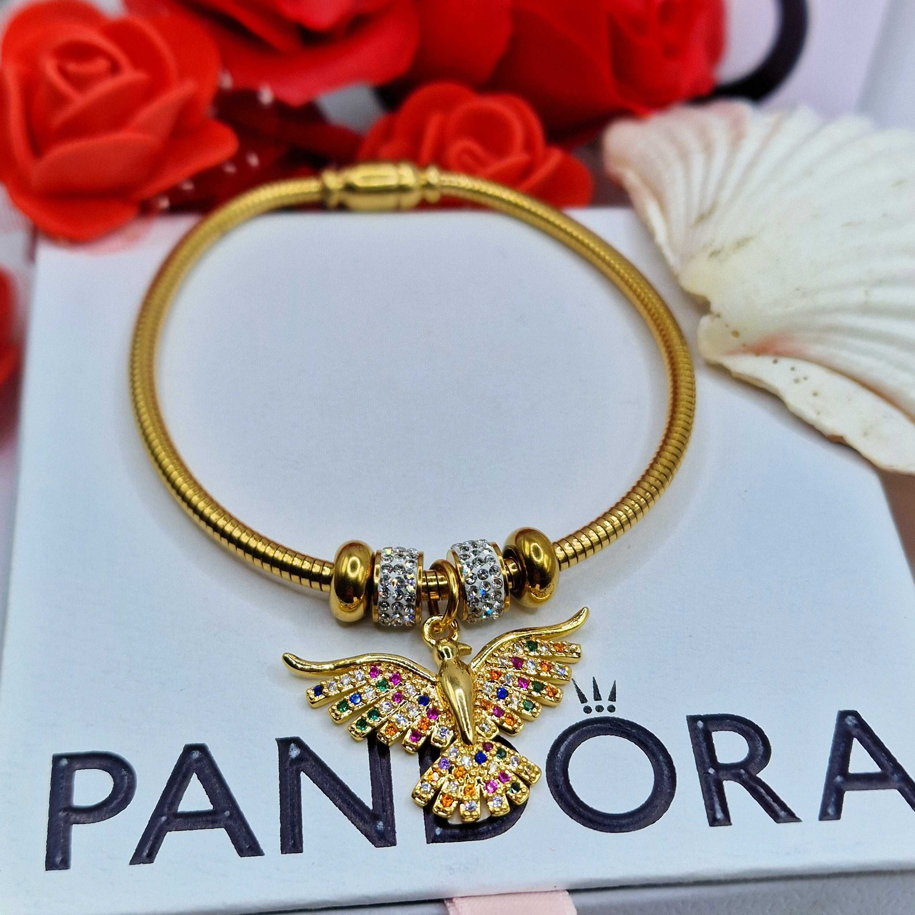Гривна Pandora от медицинска стомана с 18к златно покритие