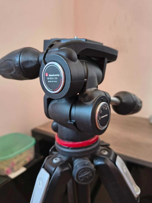 Trepied Manfrotto 190X + Cap MH804-3W