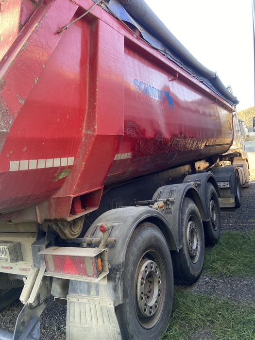 Vand cap tractor si semiremorca