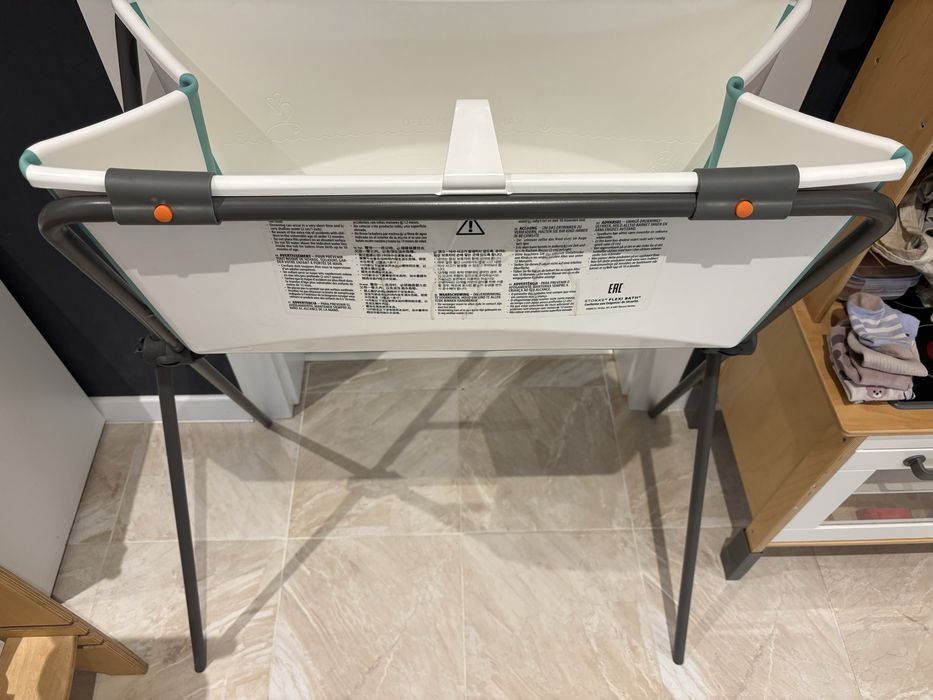 Stokke стойка и ваничка за баня