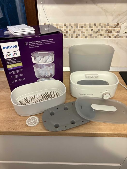 Sterilizator si uscator de biberoane Philips Avent Premium SCF293/00
