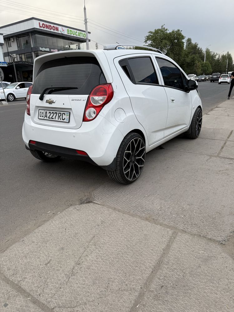 Arenda chevrolet spark
