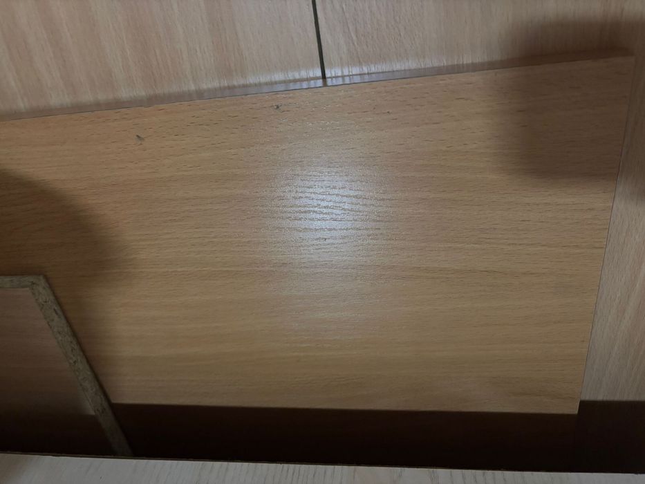 Продам стол, б/у.