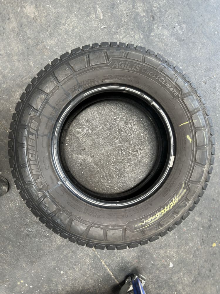 225/75/16c michelin mixte