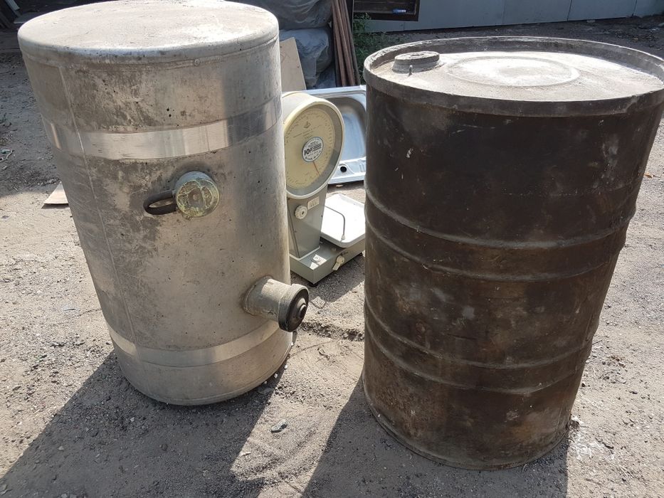 Продам ёмкости 200 литровые