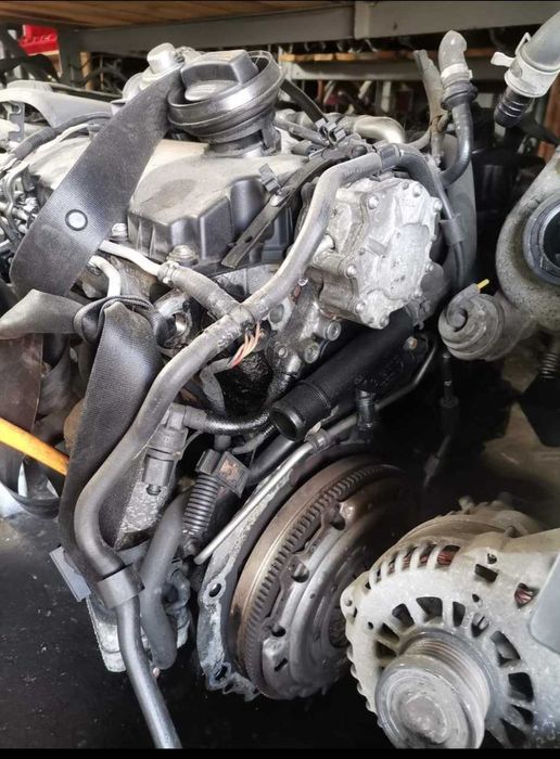 ляв фар, стоп двигател 1.9 105 vw touran 2007г фолксваген туран