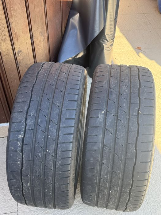 Vând 4 anvelope vară 235/40/19 in stare foarte bună