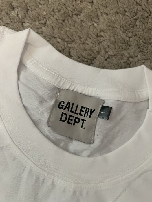 Tricou gallery dept