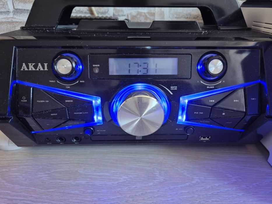Vand sistem audo akai 5600 BT