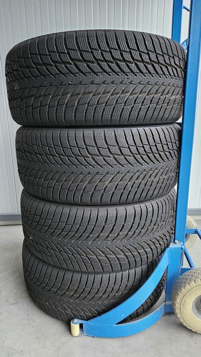 Anvelope iarna 245 40 20 Nokian