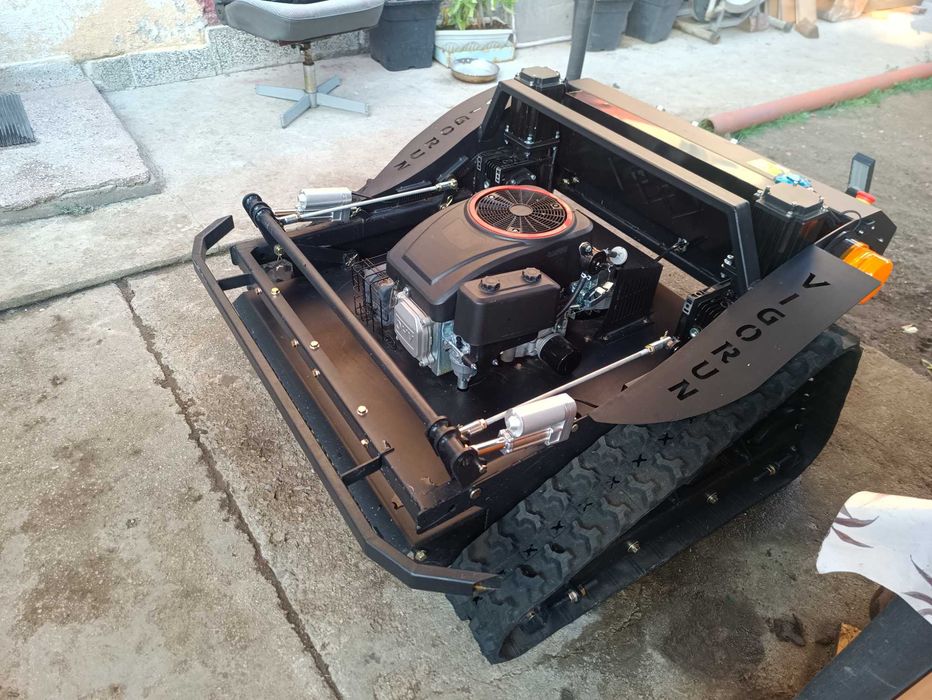 Косене на Големи и Трудно Достъпни Тревни Площи и Соларни Паркове