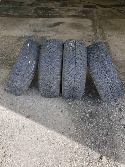 De vanzare,roti vw jetta,cauciucuri de iarna 205/55/16