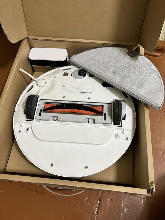 Робот-пылесос Xiaomi Mi Robot Vacuum-Mop White
