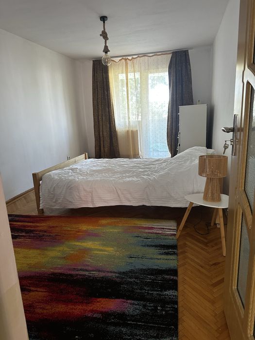 Casă spațioasă cu curte generoasa Petrosani