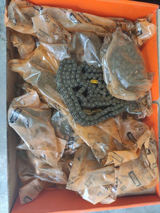 Комплект цепи звездочки на suzuki