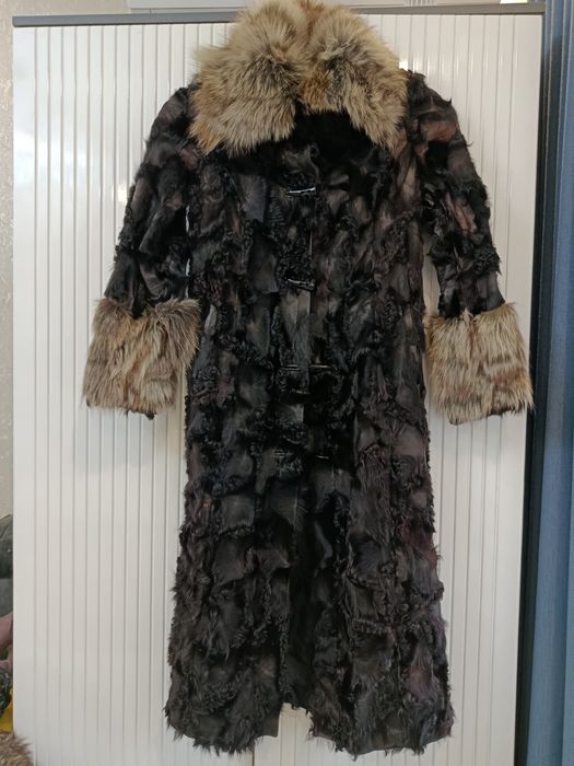 Продаётся зимняя верхняя одежда