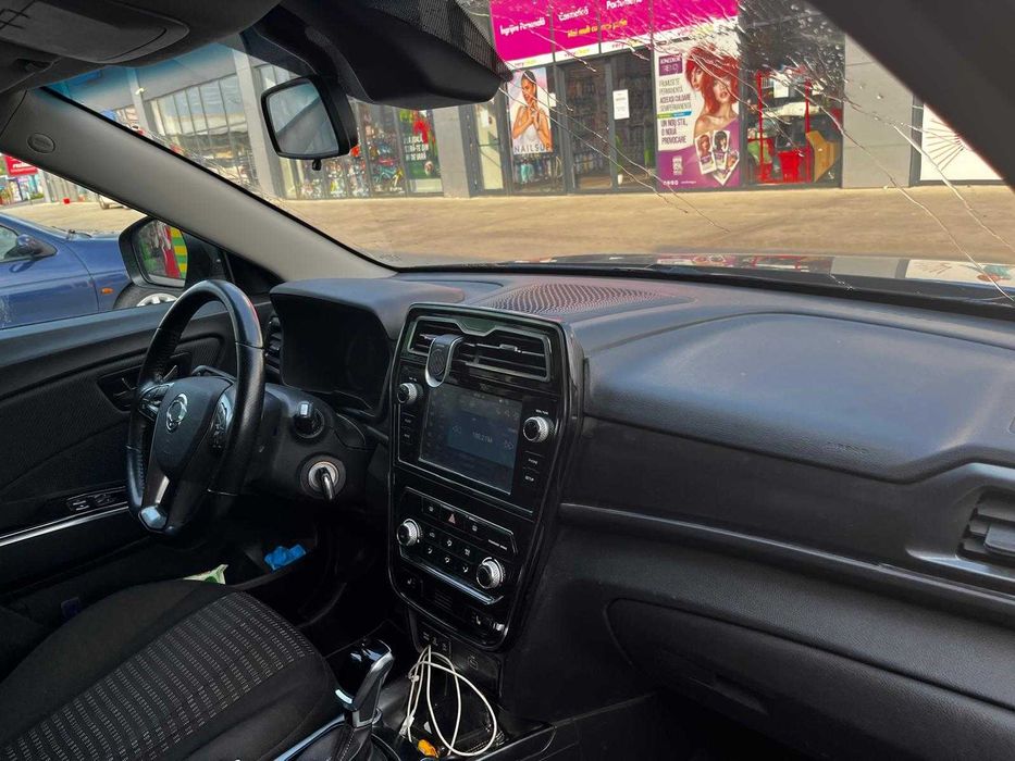 SsangYong Tivoli 2021, 4x4, automata in garantie