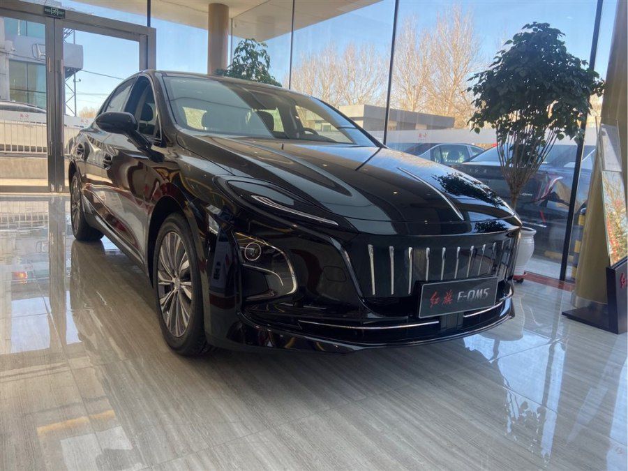 Аренда авто под такси — Электро Бизнес-класс HONGQI EQM5, 610 км хода