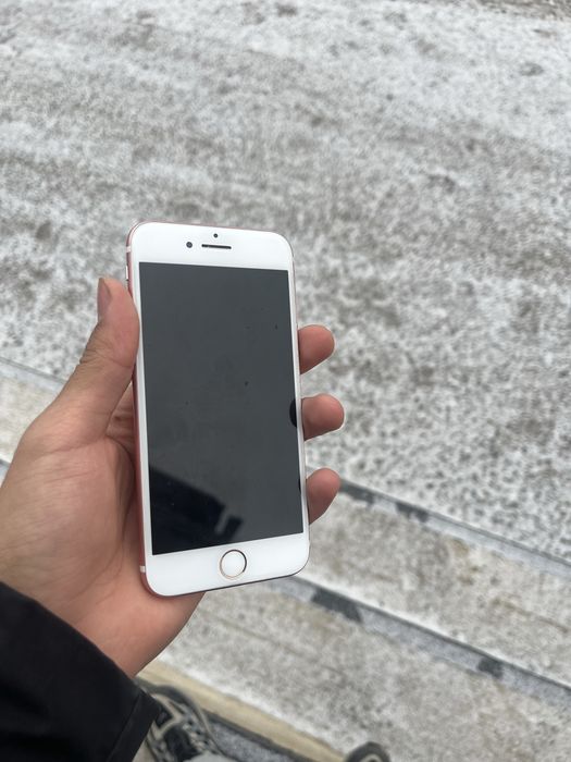 iPhone 7 32гб АКБ 76%