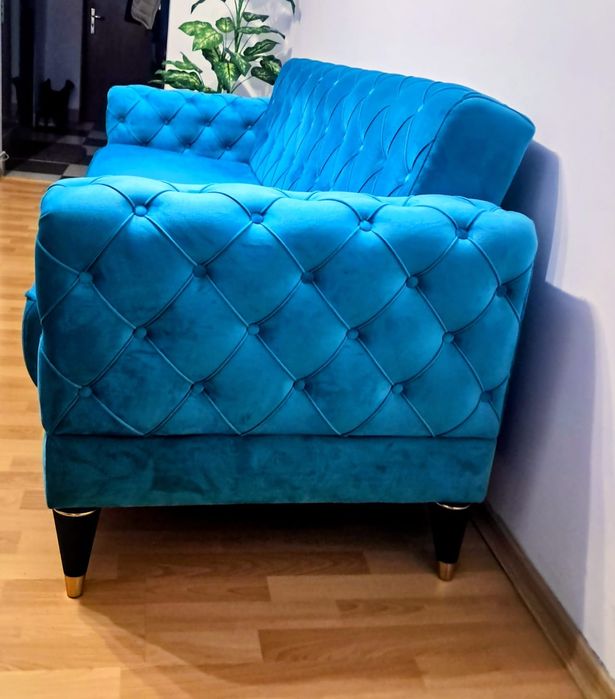 Vând canapea extensibila  nefolosita