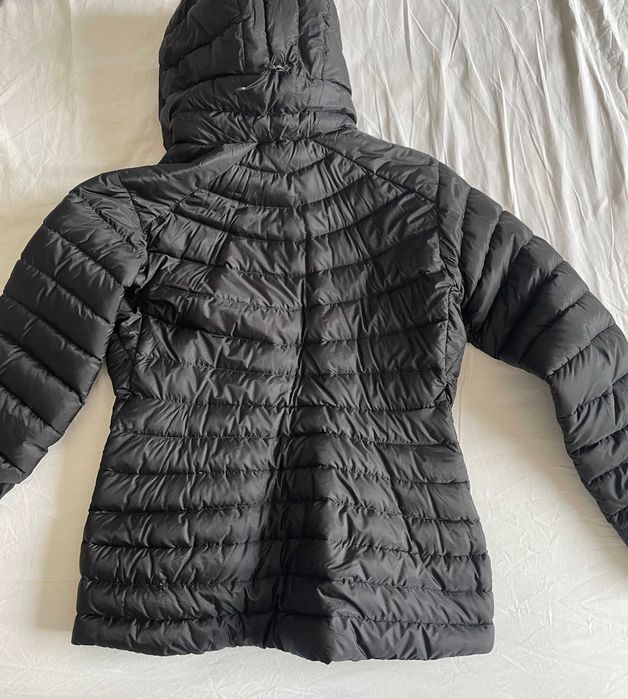 Geaca puf Arcteryx , model Cerium , dama,marime M