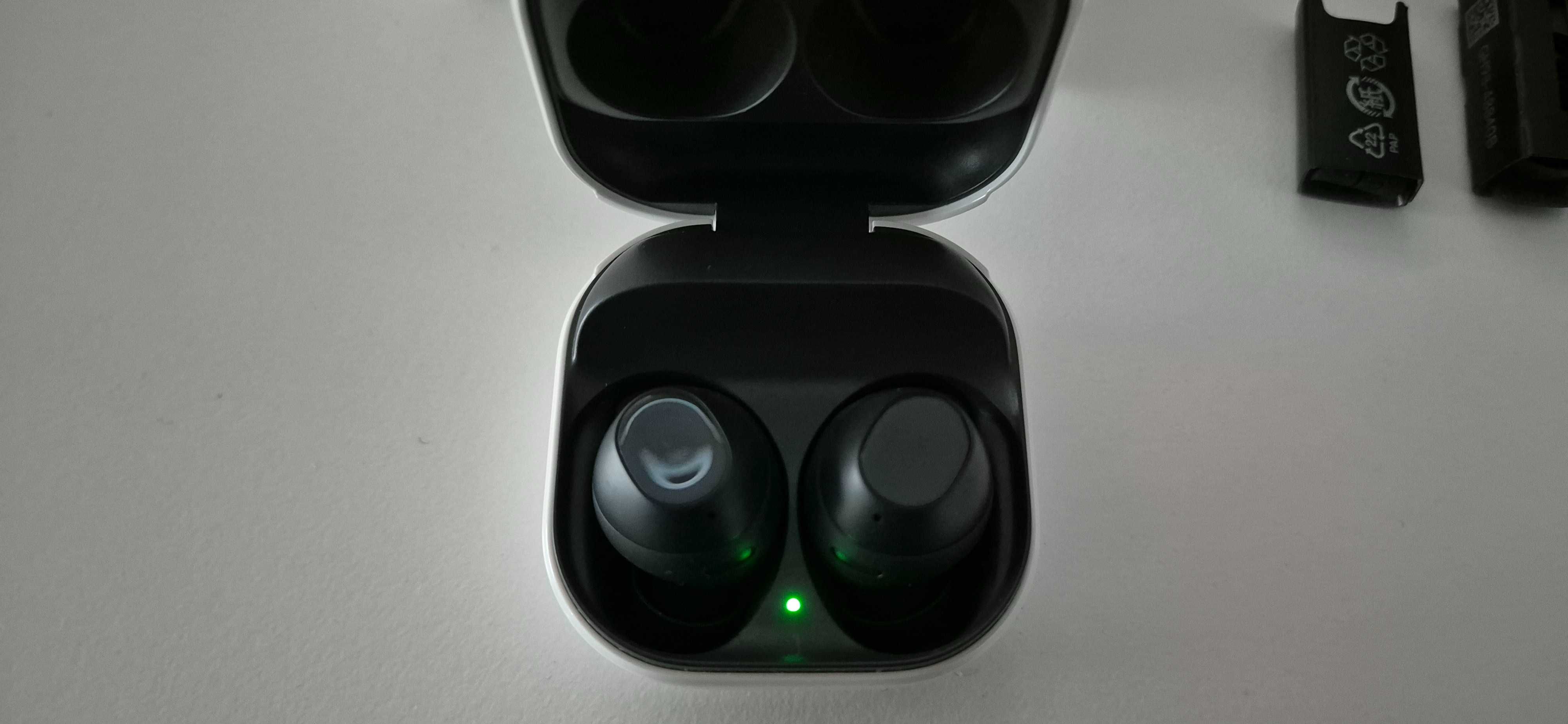 Casti true wireless Samsung Galaxy Buds FE