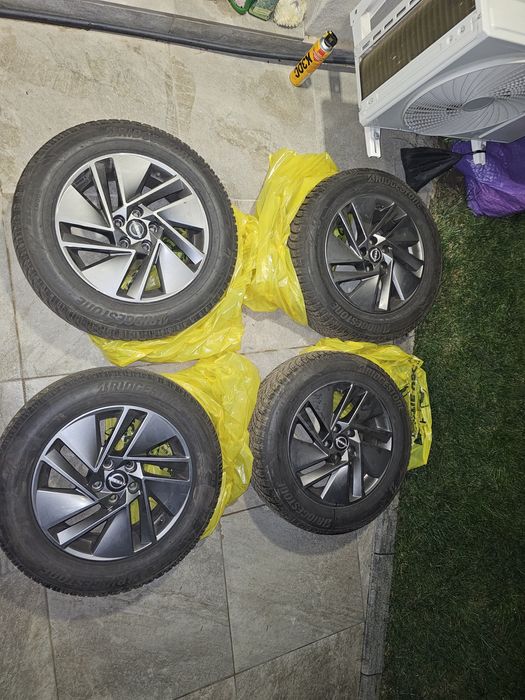Roti iarna R17 Nissan Qashqai J12